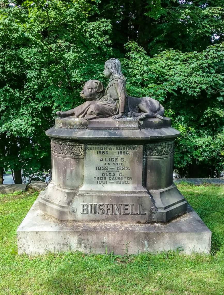 Bushnell monument