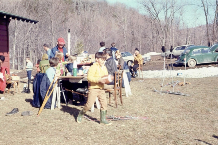 Author’s parents and other Mohawk Valley Ski Club members at spring picnic